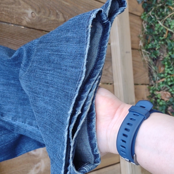 Genetic Denim Leaf fit and flare distressed jeans - Picture 8 of 11